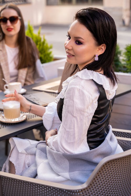 Gratis stockfoto met aantrekkelijk, elegantie, mevrouw