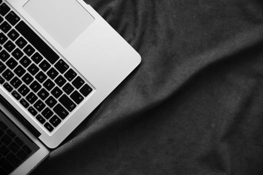How to Build a Writing Portfolio Online That Gets You Hired