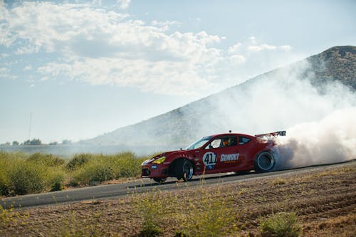 Základová fotografie zdarma na téma auto, červená, drifting