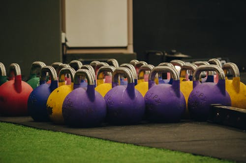 Fotobanka s bezplatnými fotkami na tému CrossFit, cvičiť, fitness vybavenie