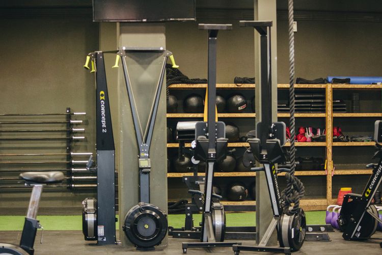 Rowing machine training session, photo by TUBARONES PHOTOGRAPHY on Pexels