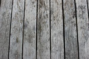 Weathered plank top, photo by Kilian M on Pexels