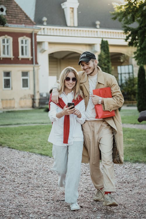 Darmowe zdjęcie z galerii z biznes, chodzenie, dorosły