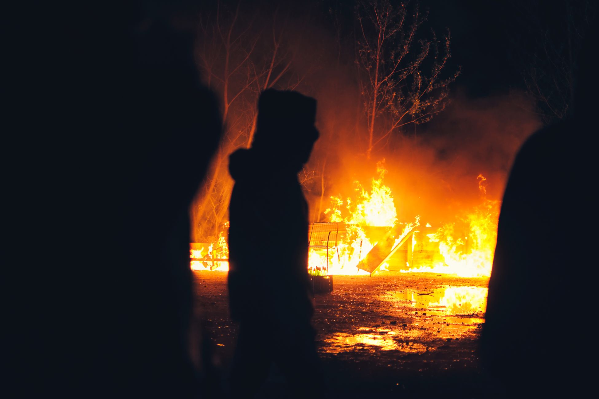 Nachtelijke autobrand in Neerbeek