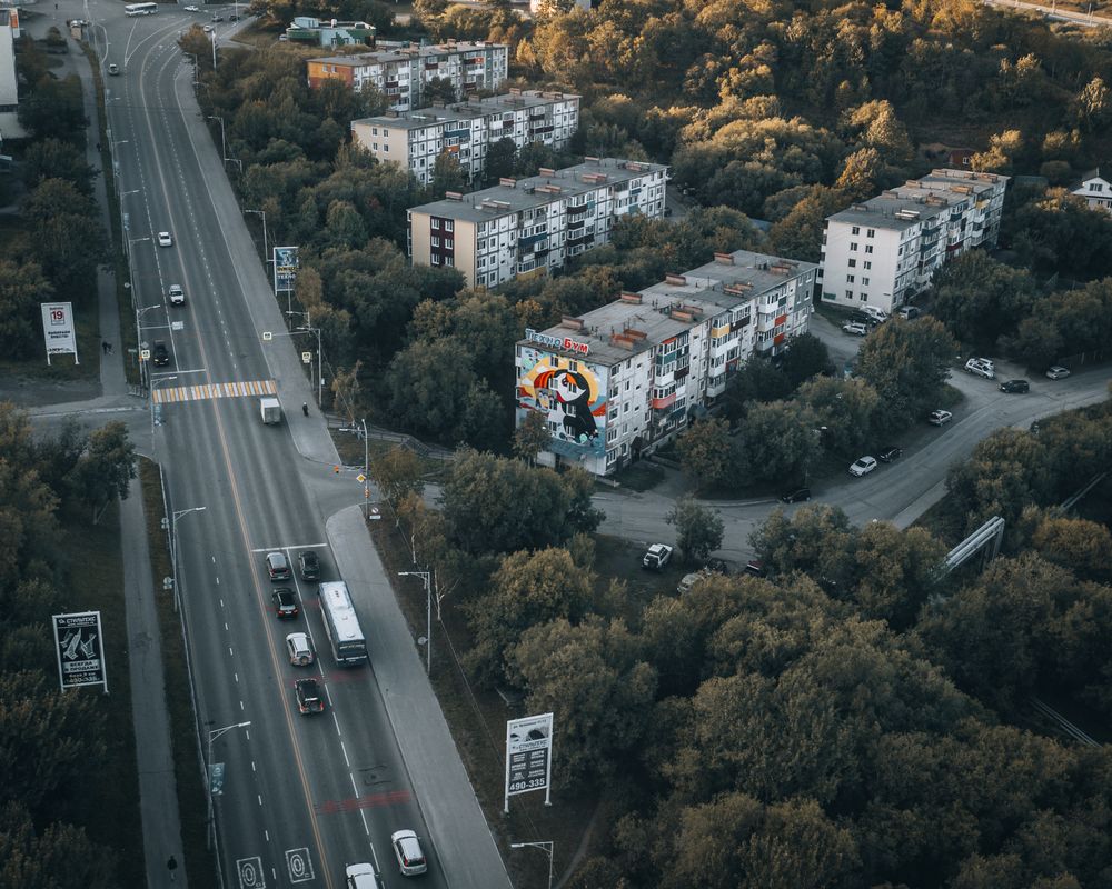 City-edge residences with parks shot for a North Point premium listing