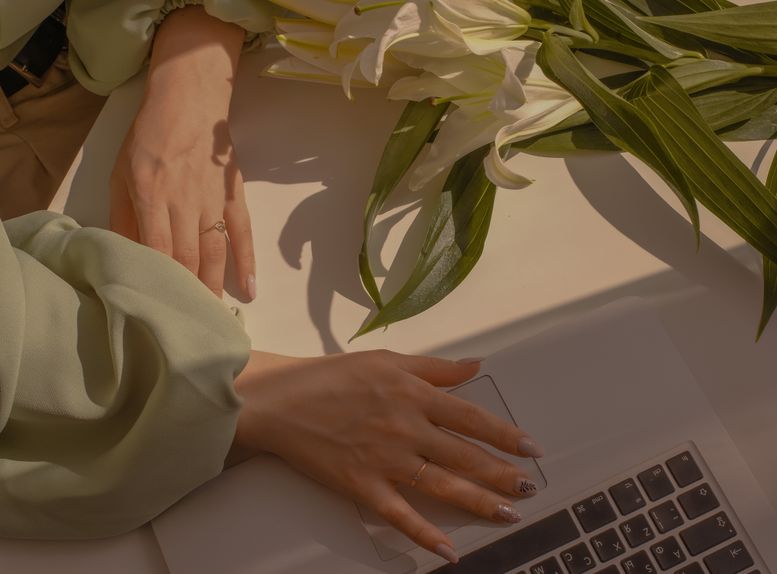 Latin women dating online with modern technology