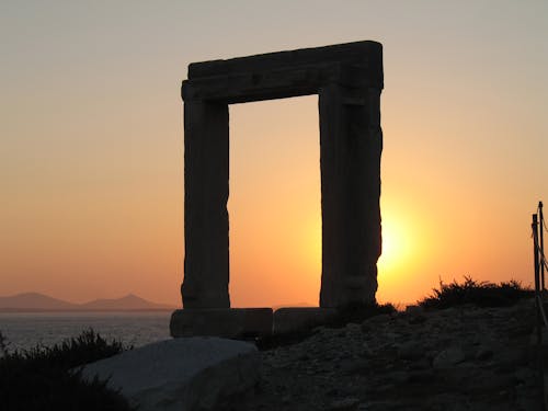 Бесплатное стоковое фото с portara, достопримечательность, исторический памятник