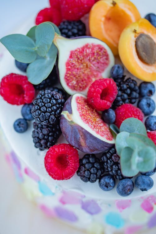 Fresh Fruits on Cake