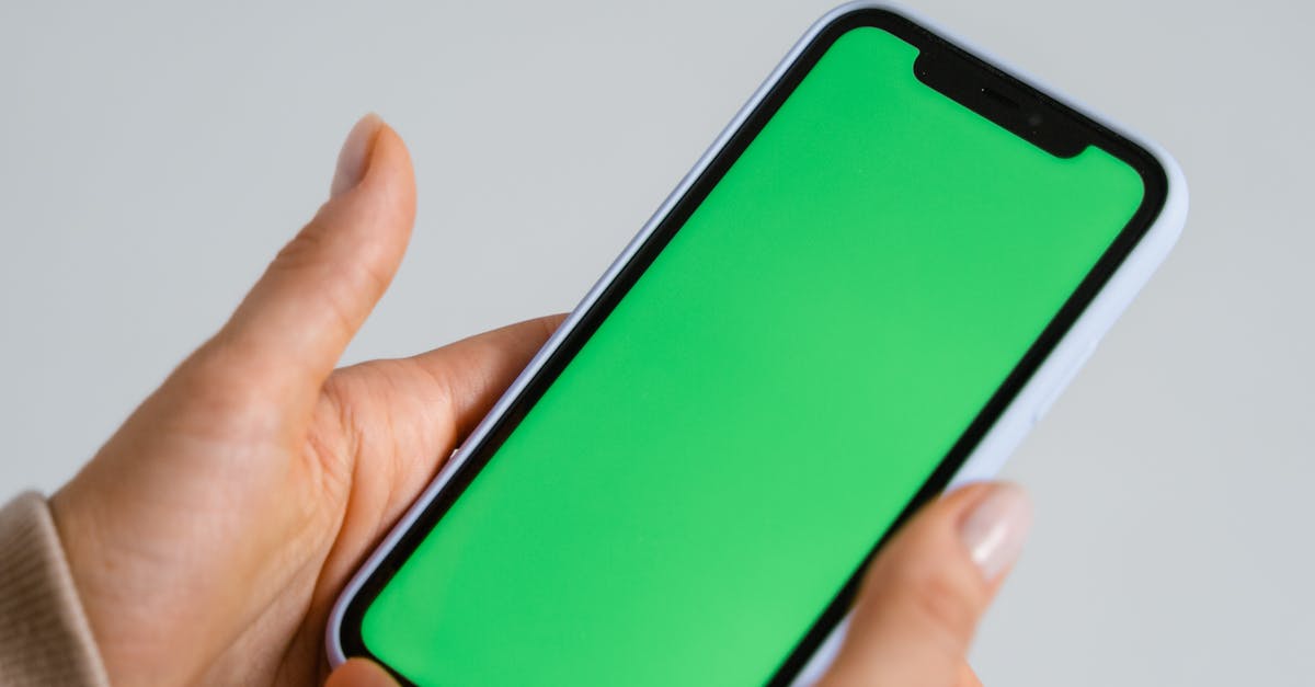 How to turn off Siri suggestions on lock screen