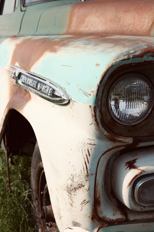 Free Close-up Photo of an Abandoned Car  Stock Photo