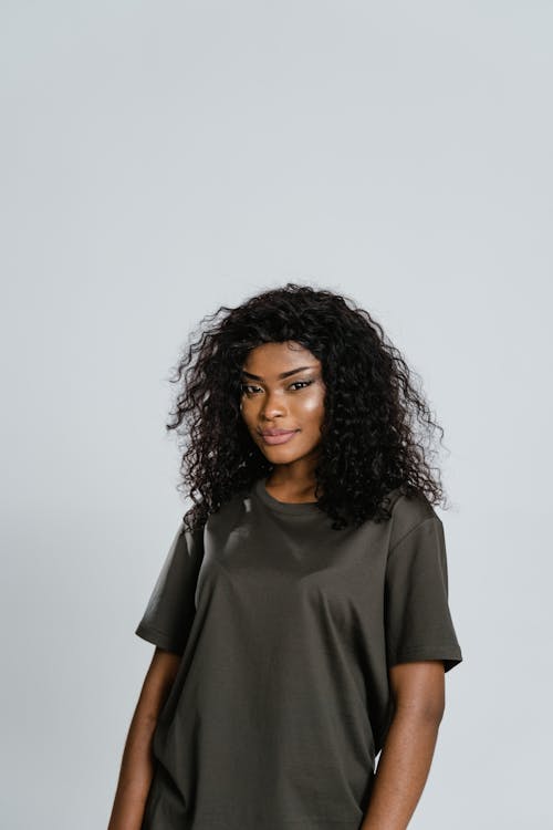 Free Woman in Brown Crew Neck T-shirt Stock Photo