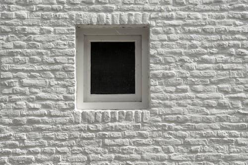 白色牆壁, 磚塊, 窗 的 免费素材图片