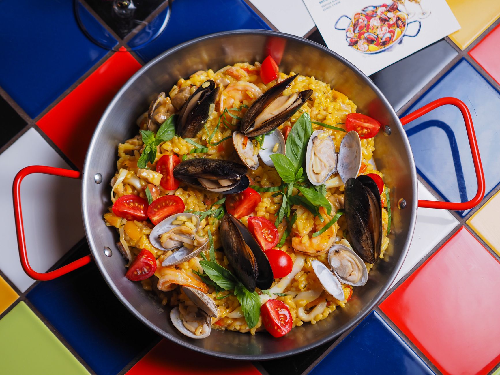 paella photograph for this story