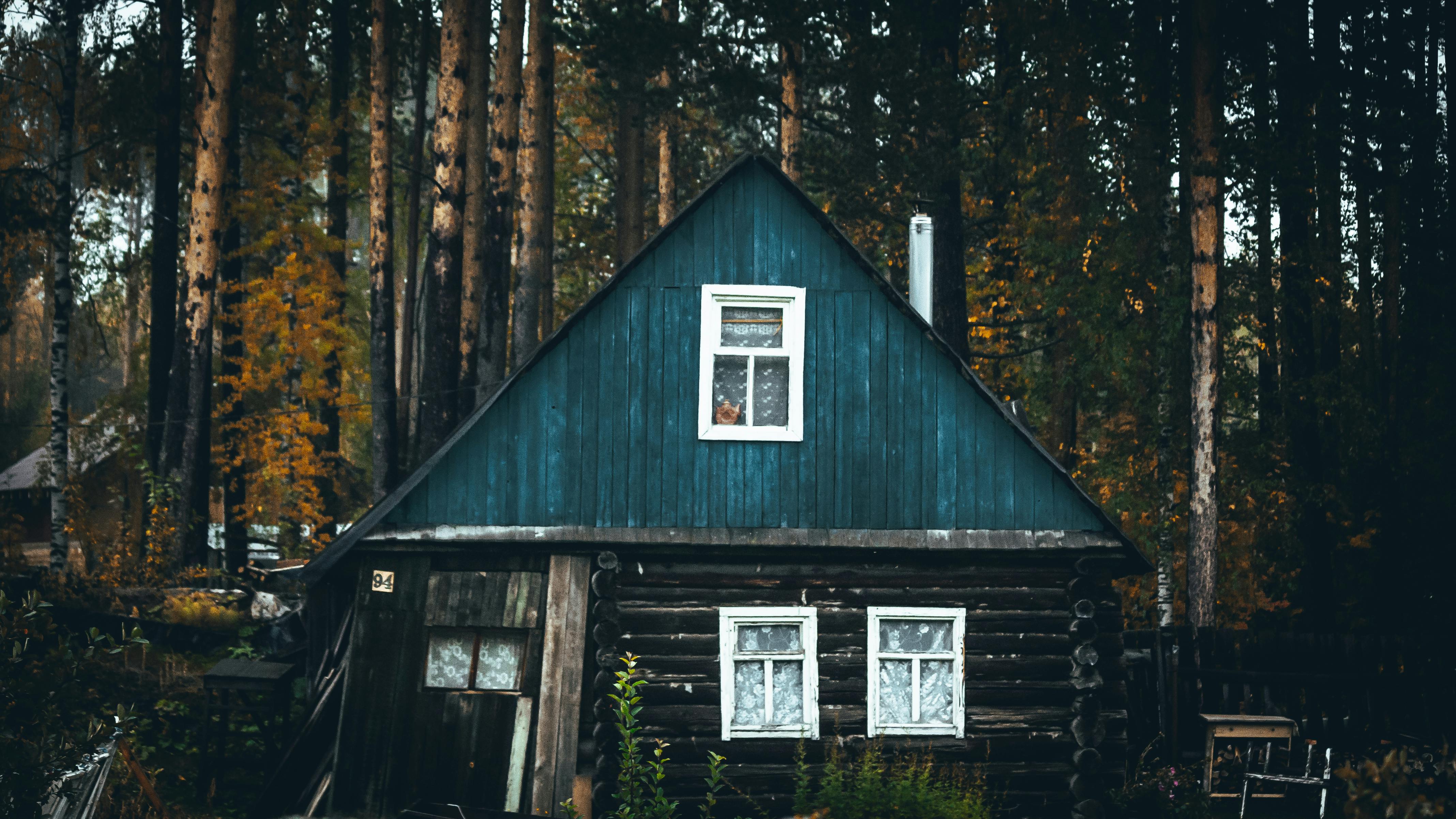 Mortgage rates could fall as Treasury yields slip after surprise jobs beat — Photo by Danila  Popov on Pexels