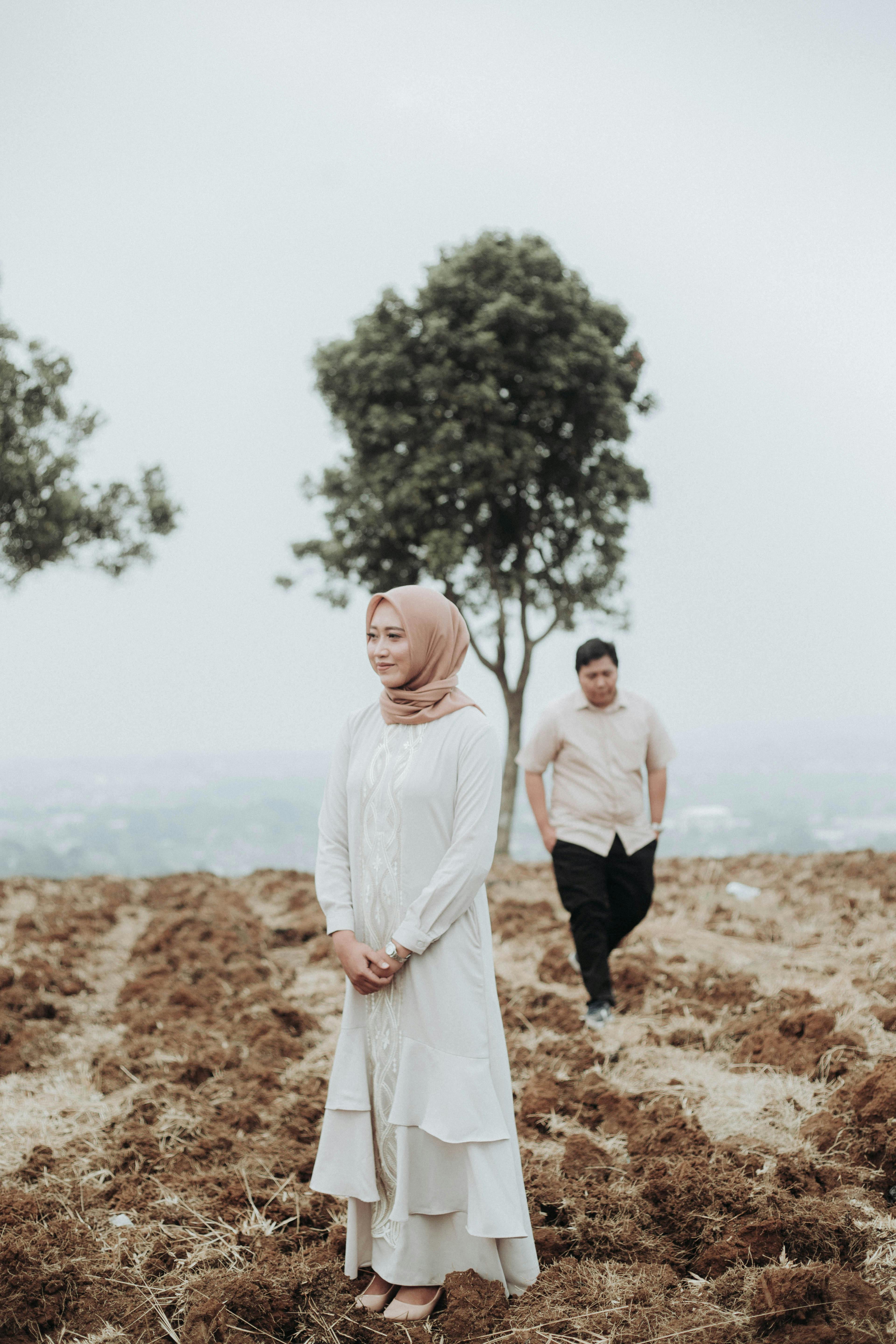 outer non hijab