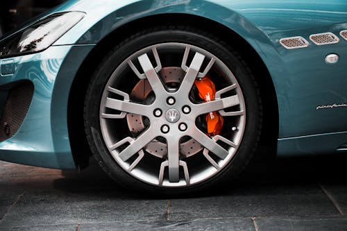 Wheel of a Maserati GranTurismo Car