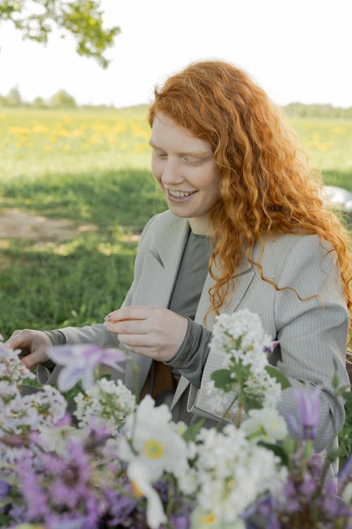 Free stock photo of adult, caucasian woman, curly hair