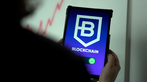 Ingyenes stockfotó blockchain, crypto pénztárca, digitális tábla témában