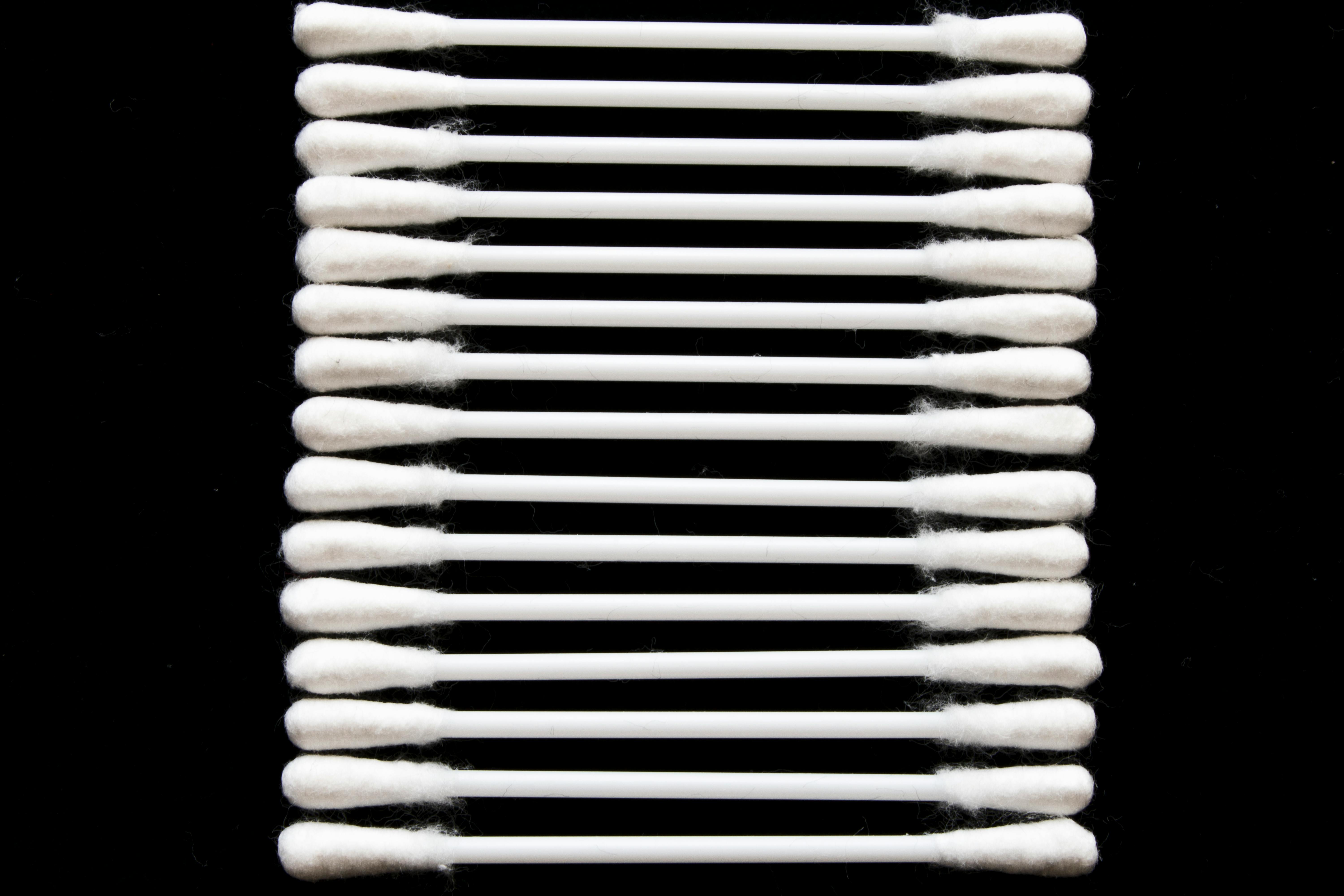 Photo of Teal and Yellow Point Pens · Free Stock Photo