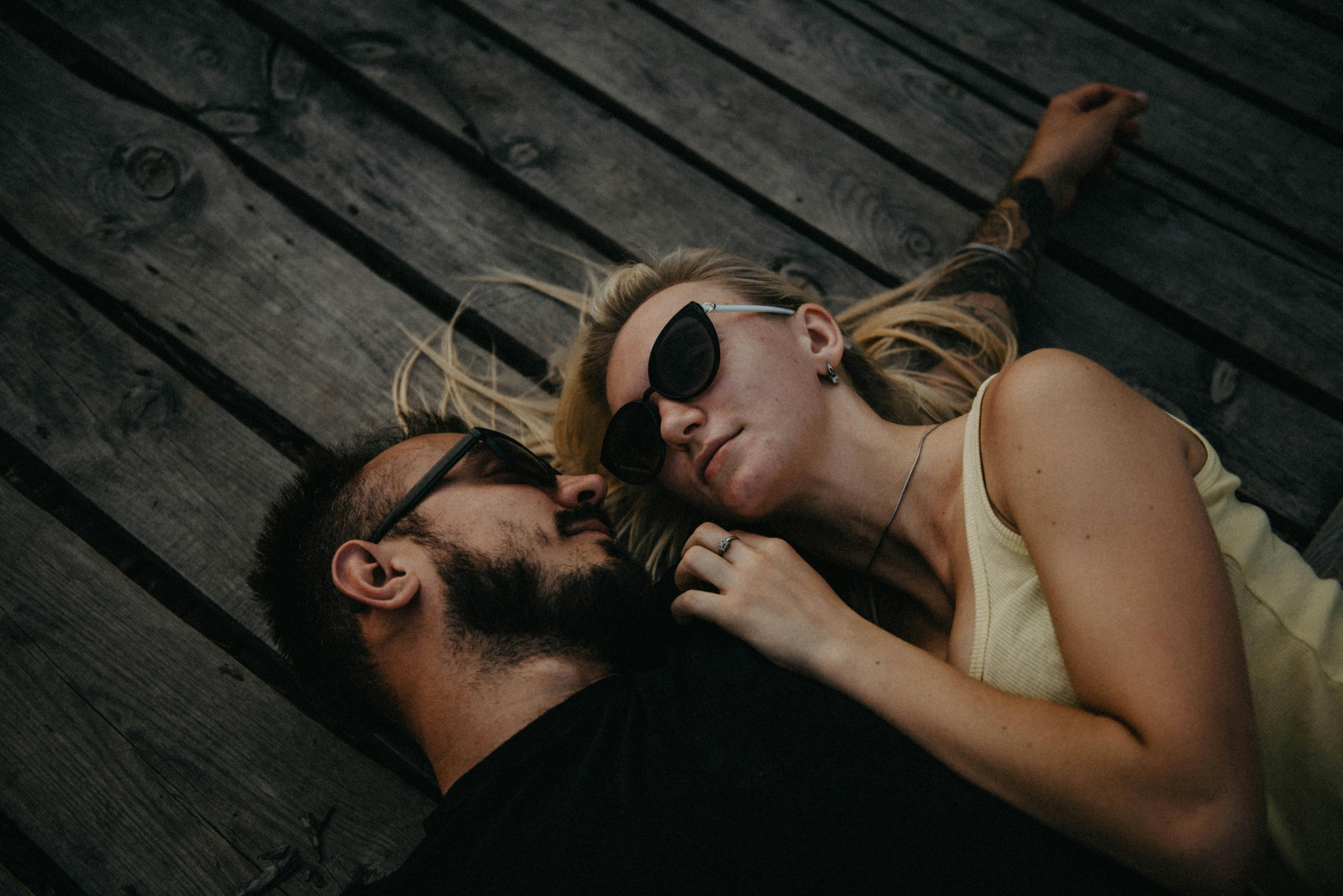 Intelligence and Laziness in Travel and Relationships