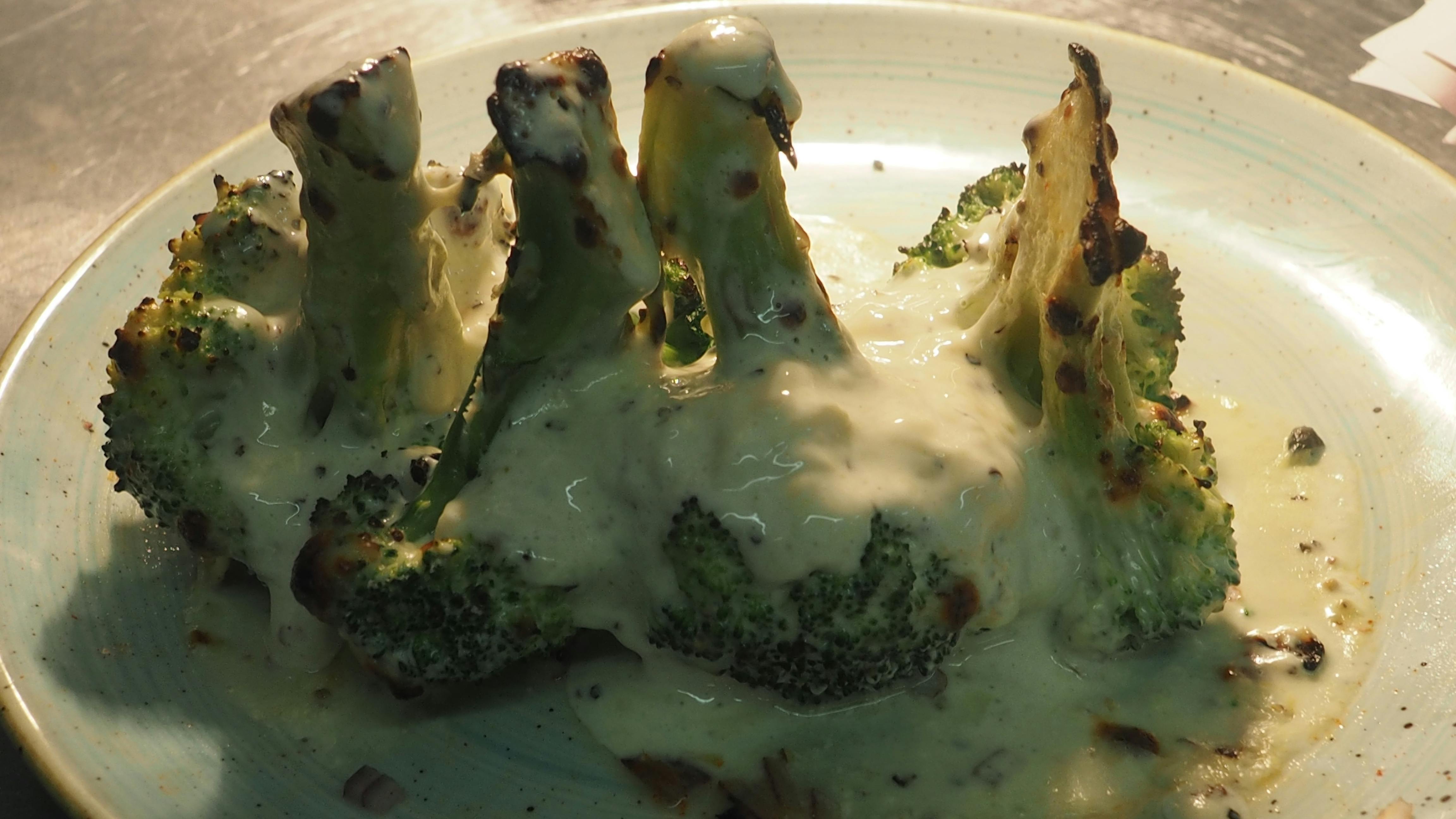Free stock photo of broccoli, broccoli in sauce, cooked broccoli