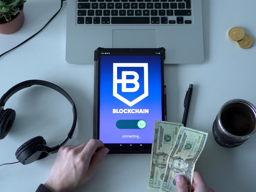 What app will give me money?