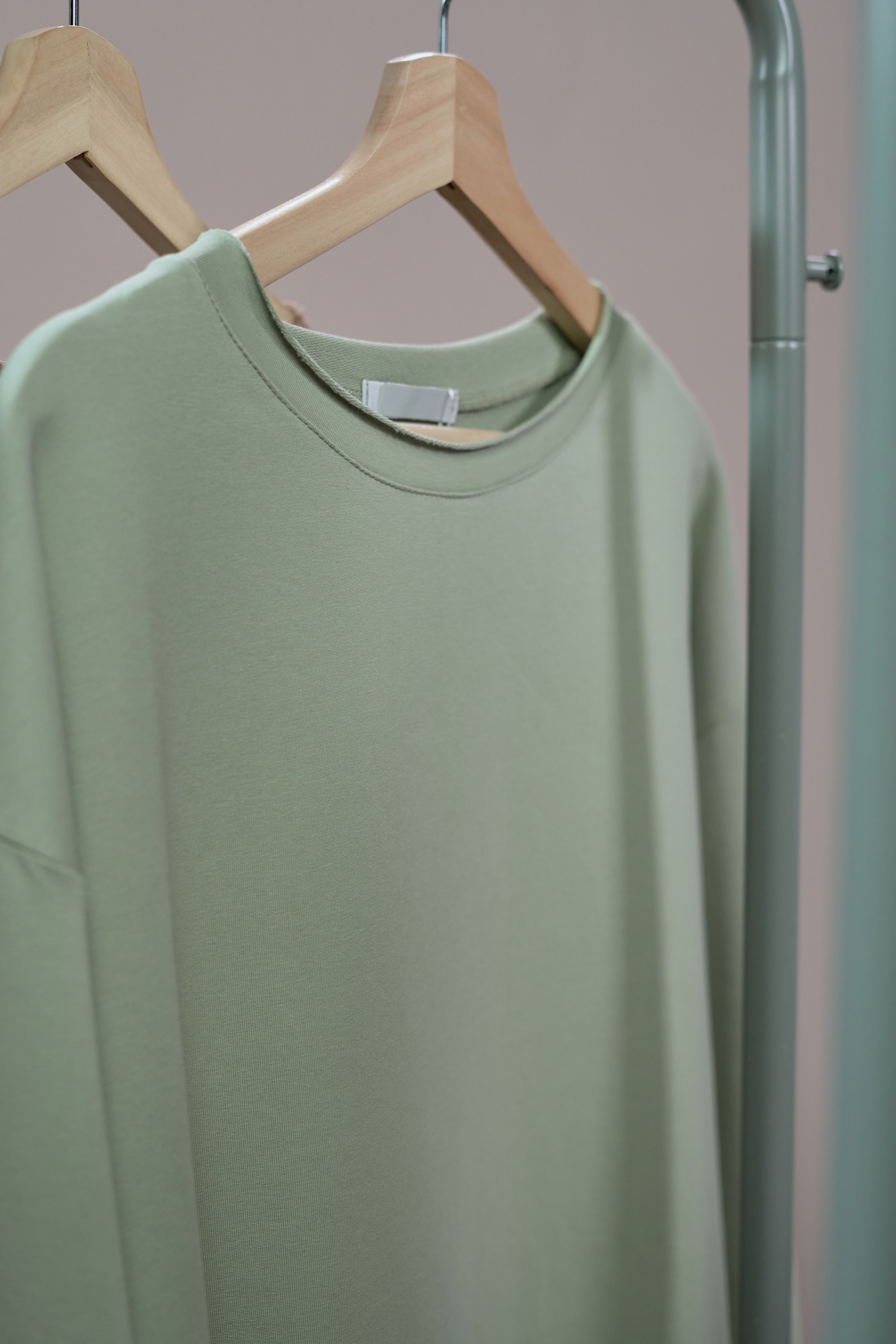 Hoodies & Sweatshirts