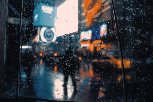 Why Rain Makes City Lights Look Like Neon Filter Dreams