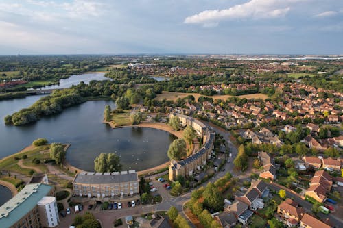 Gratis lagerfoto af bygninger, droneoptagelse, fugleperspektiv