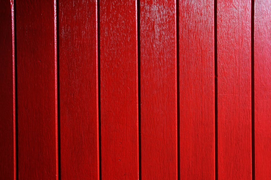 Red Wooden Surface · Free Stock Photo
