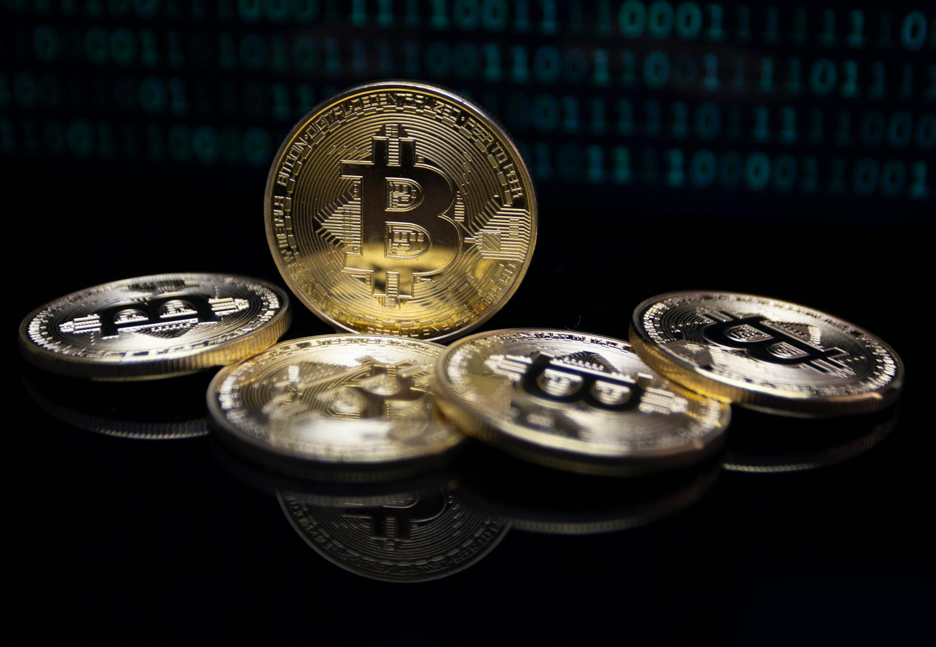 BTC volatility continues as $117.5K resistance holds firm. Crypto price action, market trend, BTC update. BTC volatility continues as $117.5K resistance holds firm. Crypto price action, market trend, BTC update.