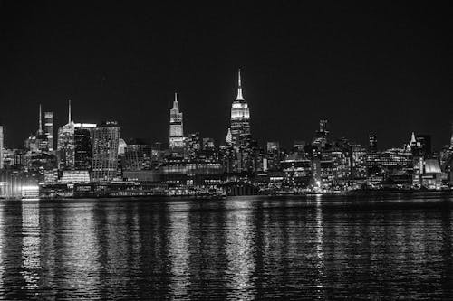 Fotos de stock gratuitas de blanco y negro, Empire State, fotografía nocturna