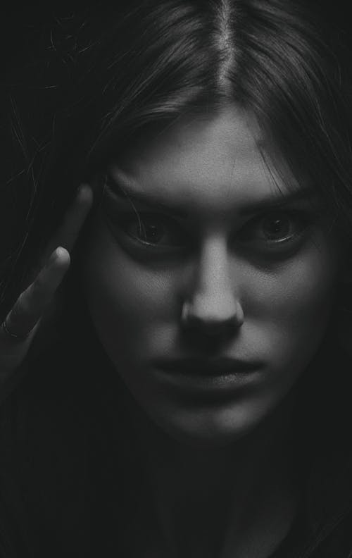 Woman's Portrait Photo in Grayscale Photography