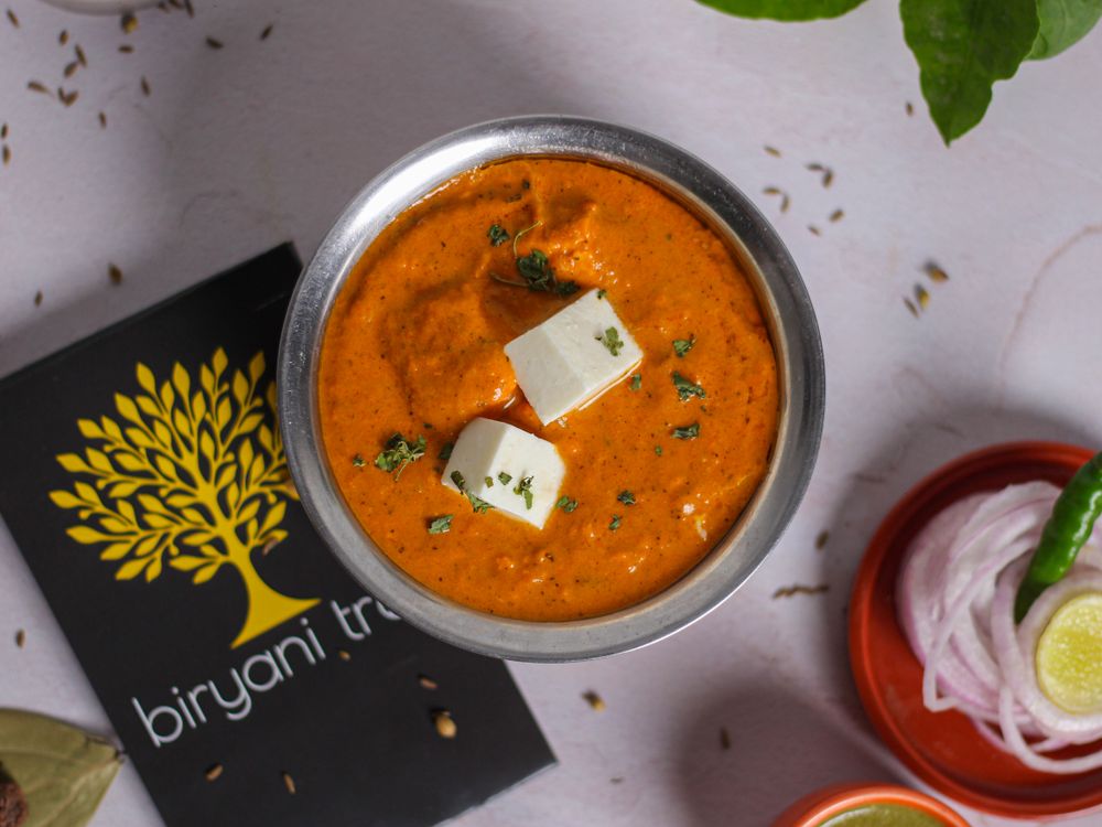 Creamy paneer makhani overhead