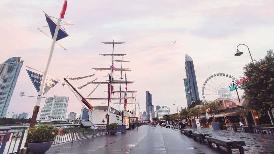Asiatique The Riverfront