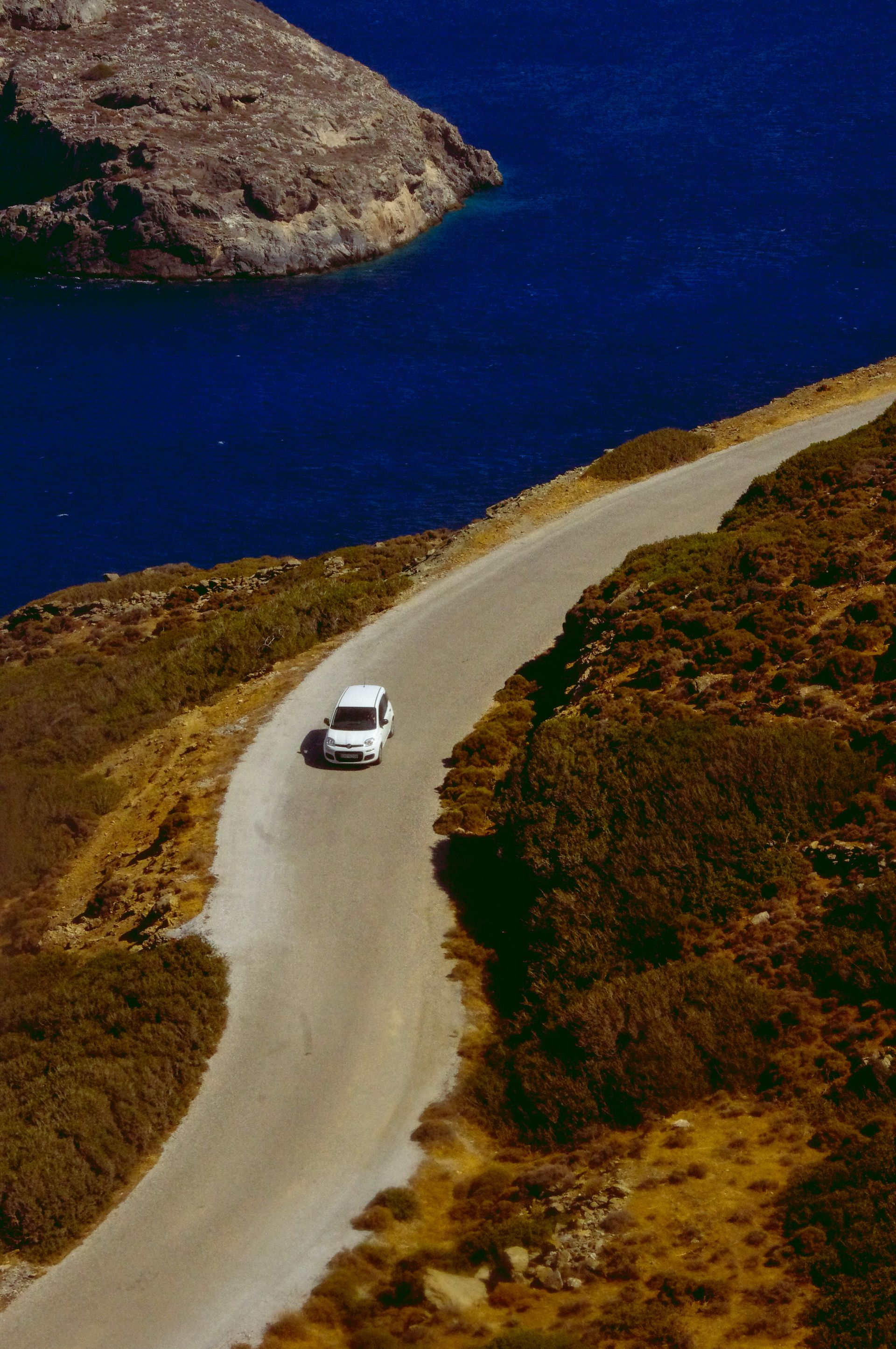 Drum de coasta spre Grecia - calatorie cu masina din Moldova, Carte Verde
