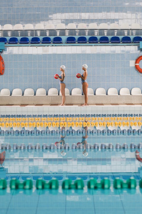Základová fotografie zdarma na téma bazén, koule, koupací čepice