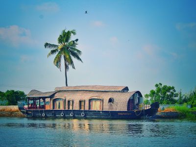 Complete Kerala with Trivandrum package