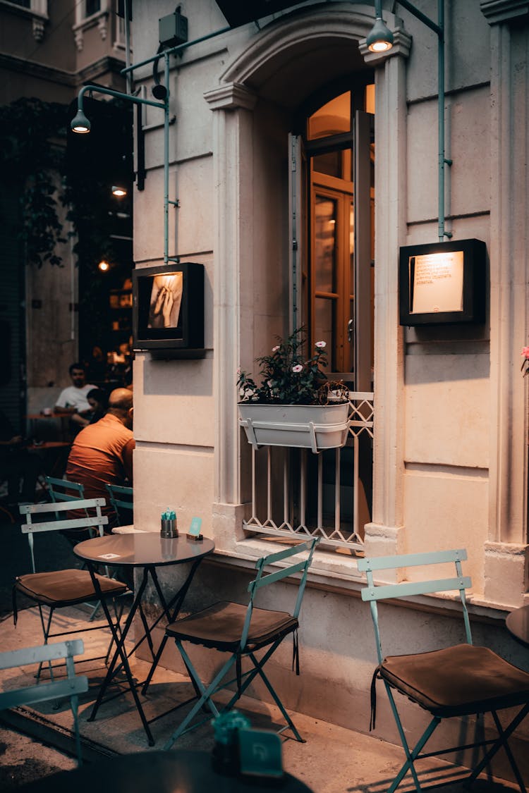 Outdoor Sitting Of A Cafe' Restaurant