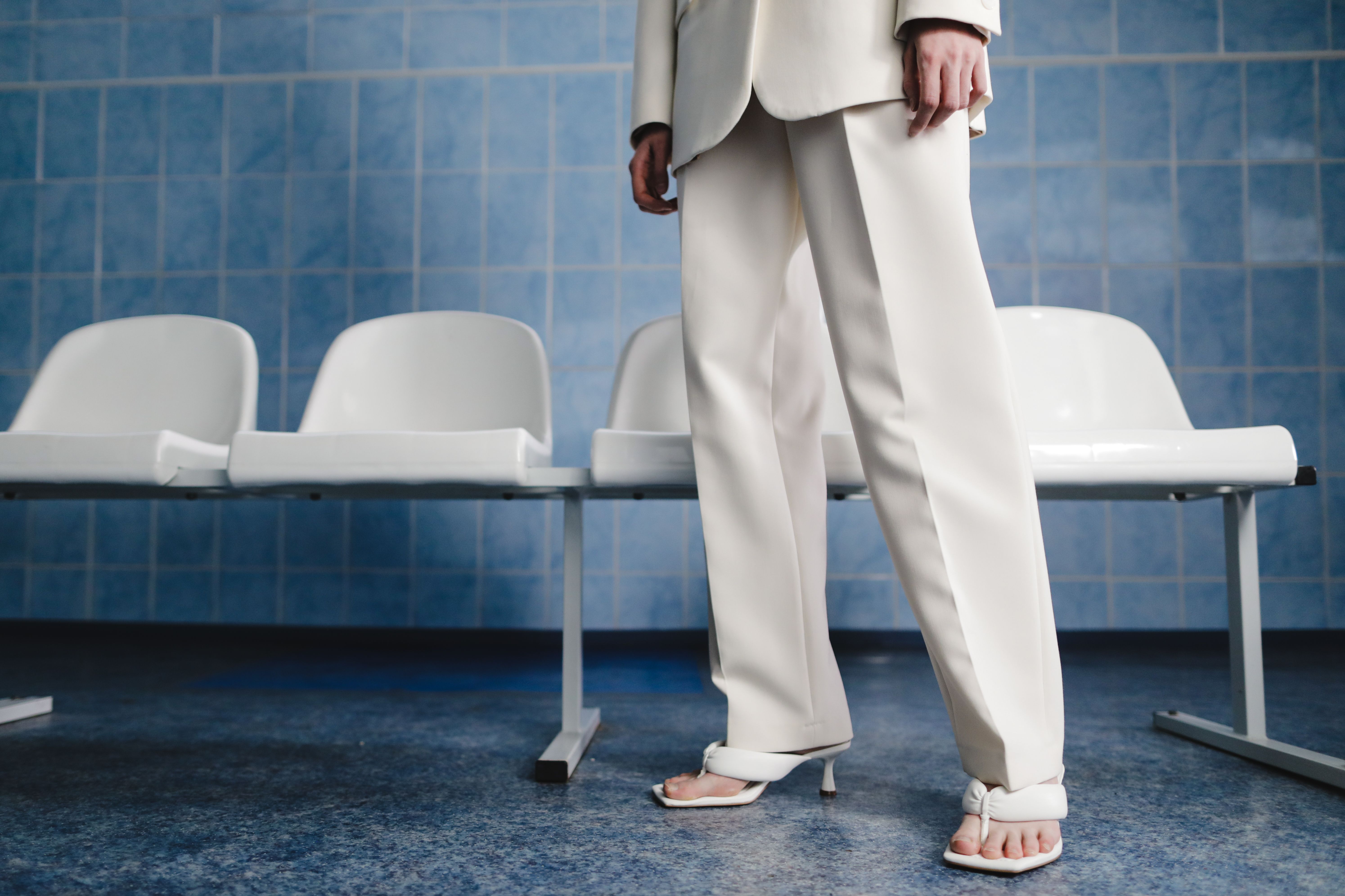 Viscose trousers with fluid drape styled for a polished summer look.