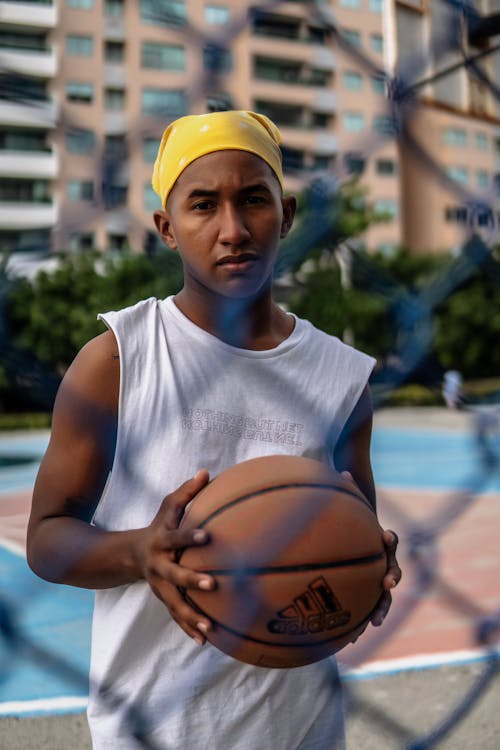 Základová fotografie zdarma na téma afroameričan, basketbal - míč, Basketbal - sport