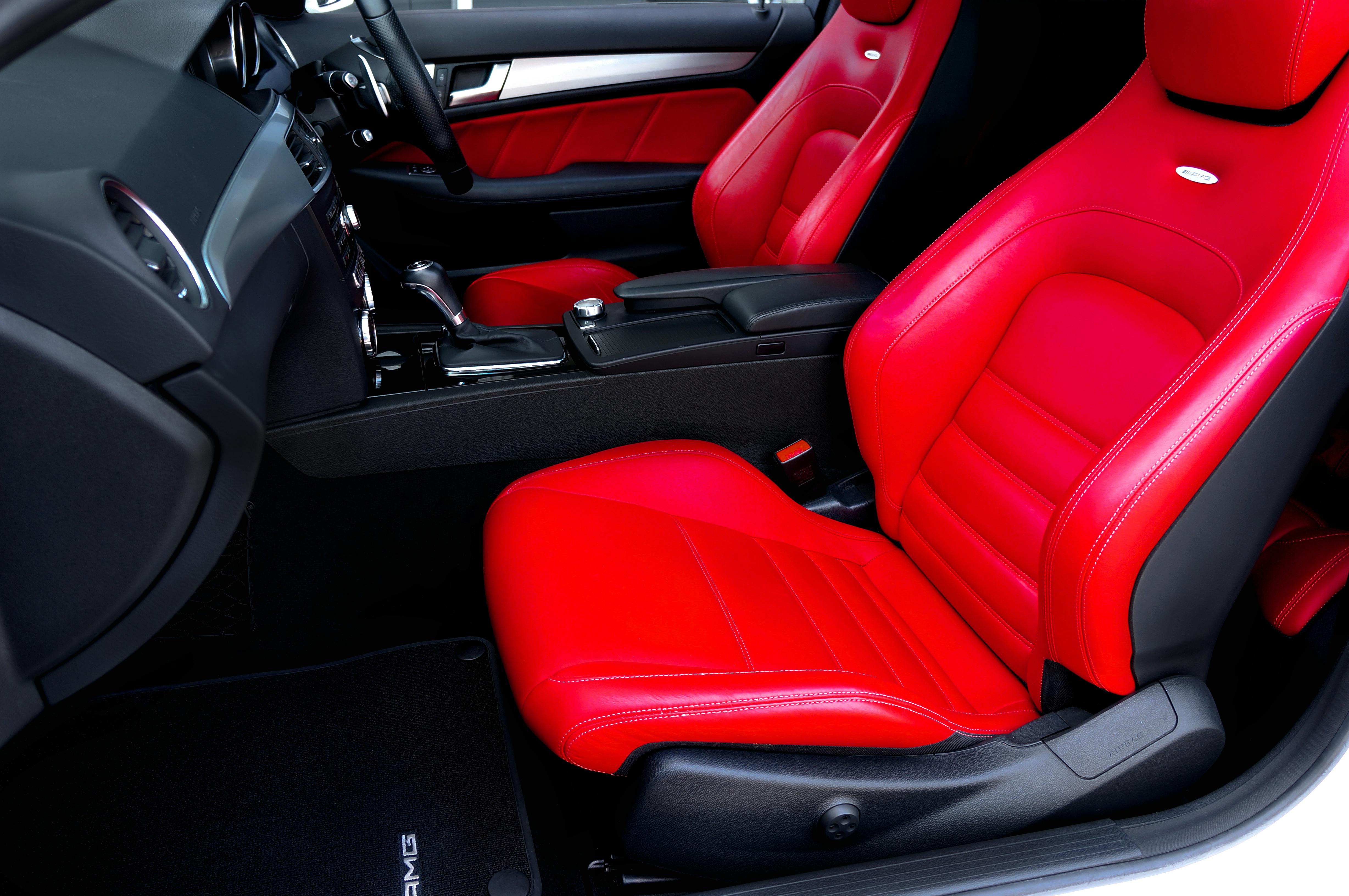 Red and Black Car Interior · Free Stock Photo