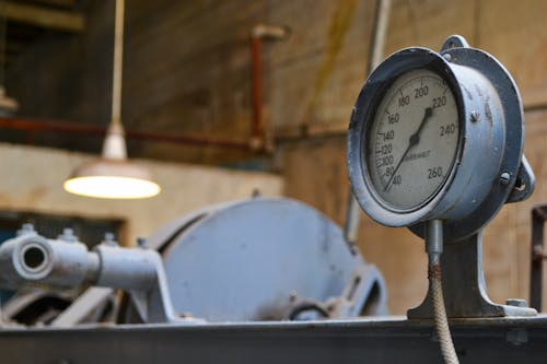 Free White and Gray Manual Gauge Stock Photo