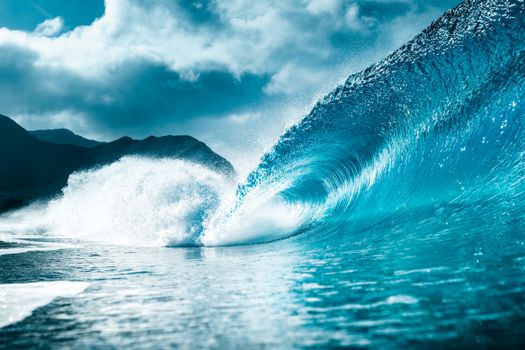 Crashing wave on sea
