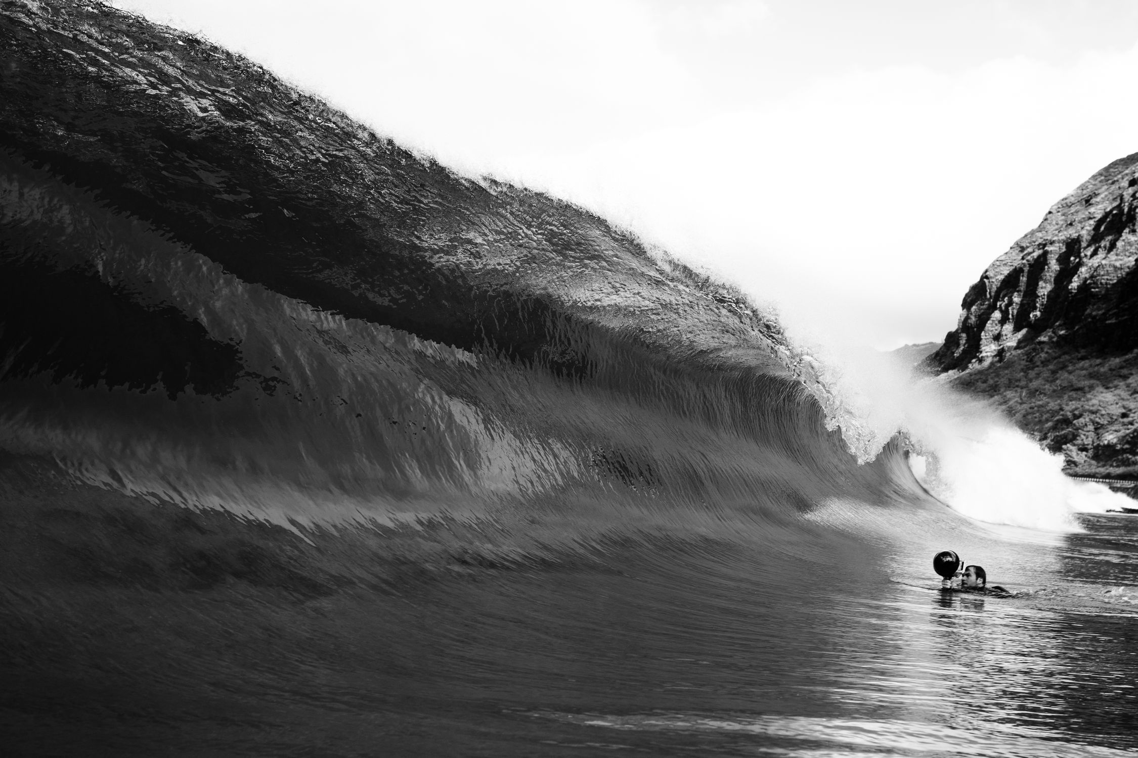 Grayscale Photo of a Wave · Free Stock Photo