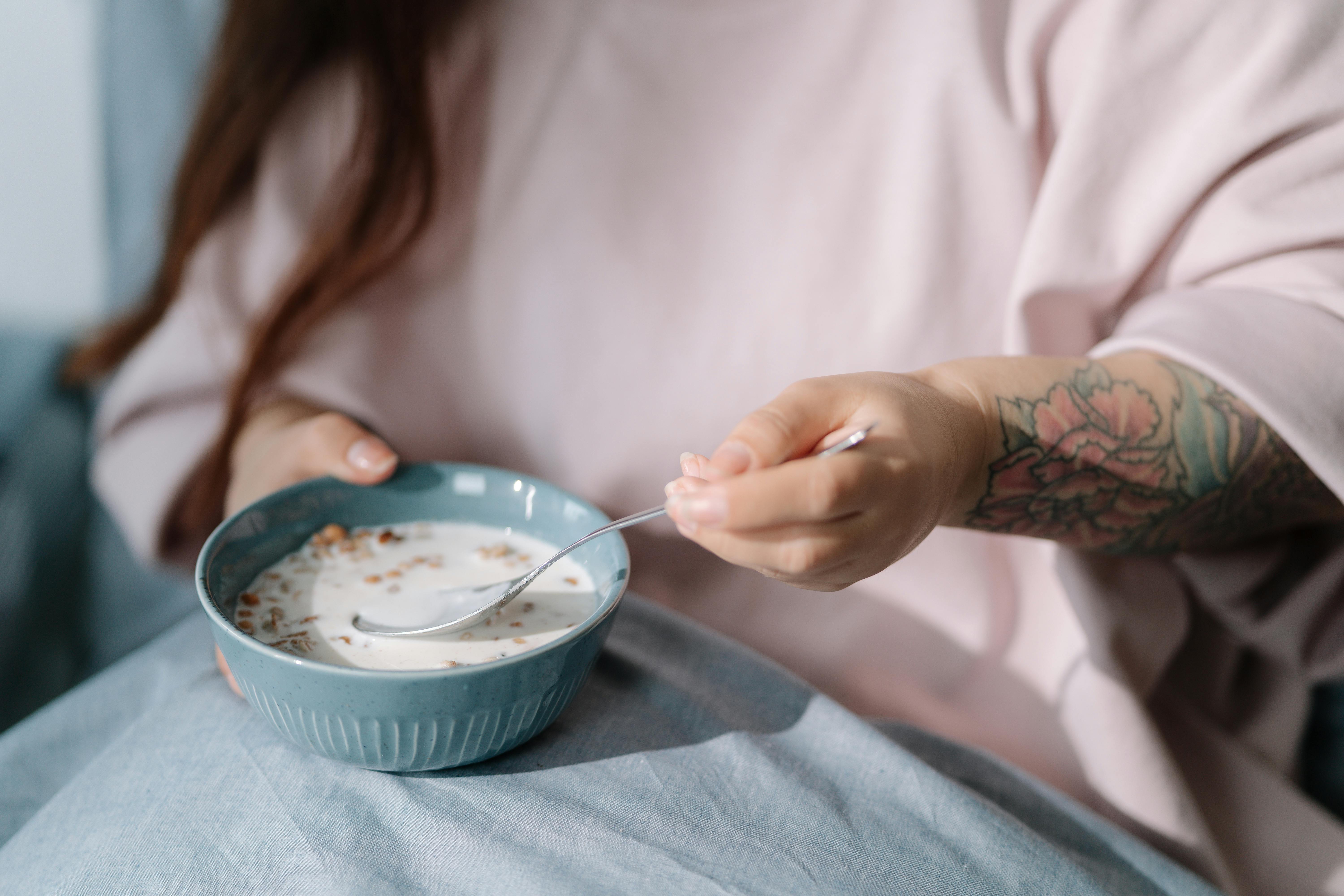 Rapid Onset of Weight Gain and Liver Dysfunction Successfully Treated With Nutrition and Exercise — Photo by Ron Lach on Pexe