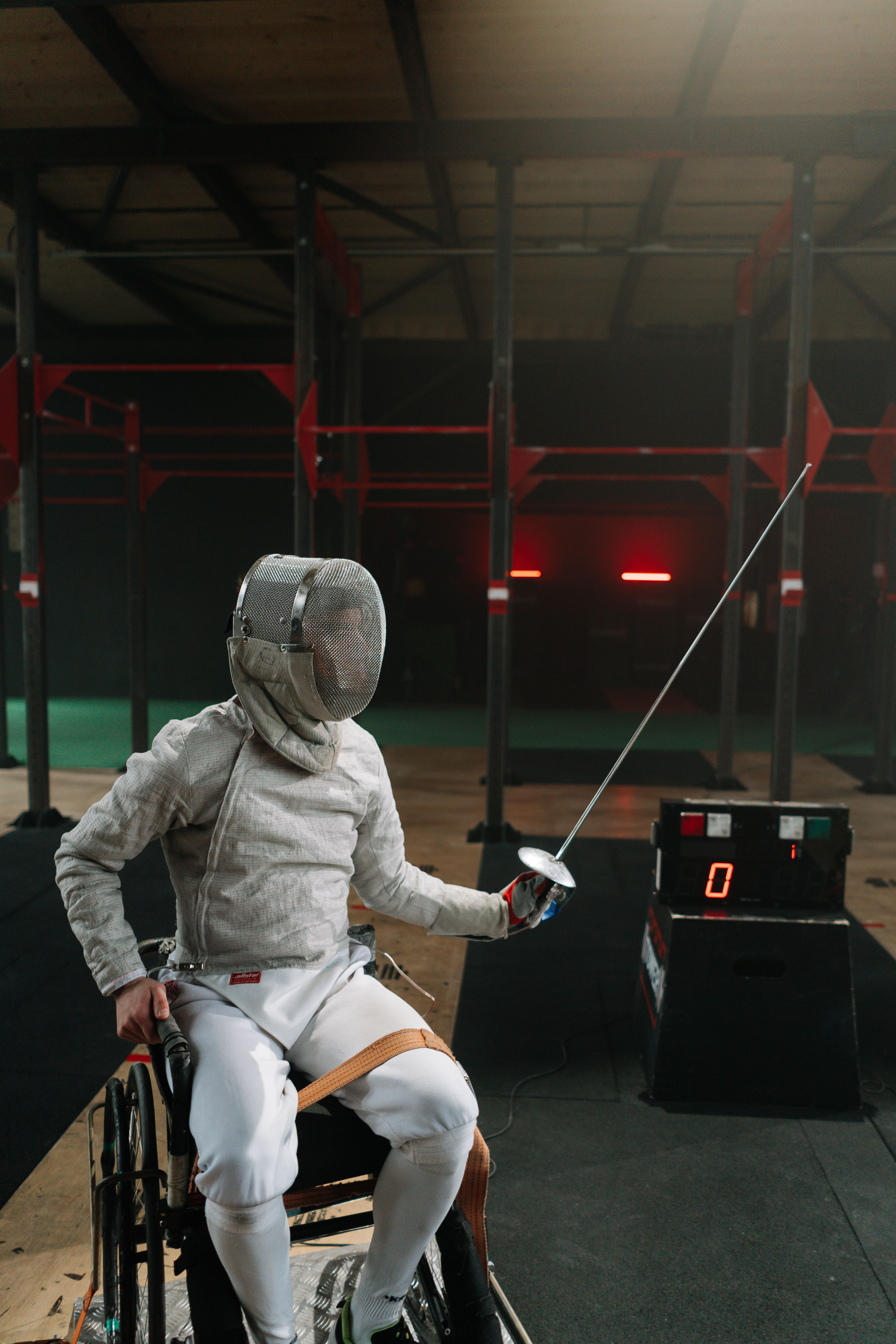 fencing epee match arena