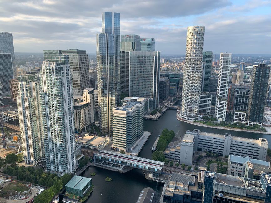 Canary Wharf Finance II drops Fitch ratings coverage for mortgage bonds
