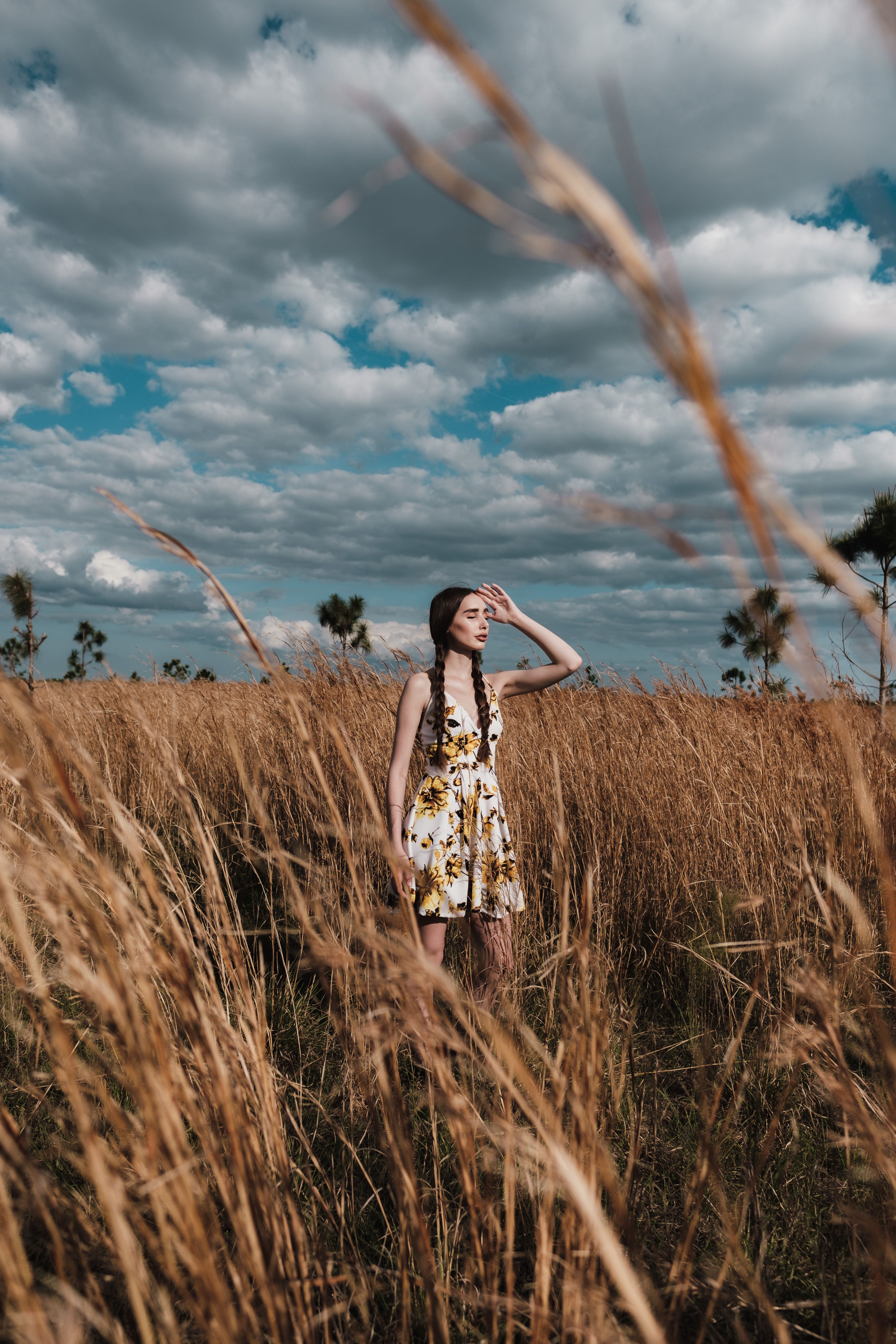 Blonde Woman on Field · Free Stock Photo
