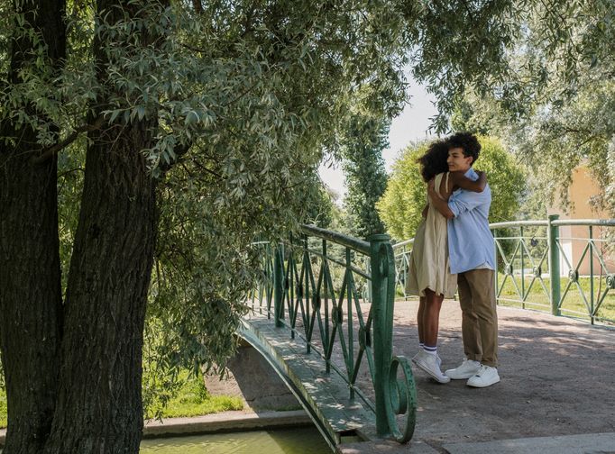 privacy protection in online dating apps
